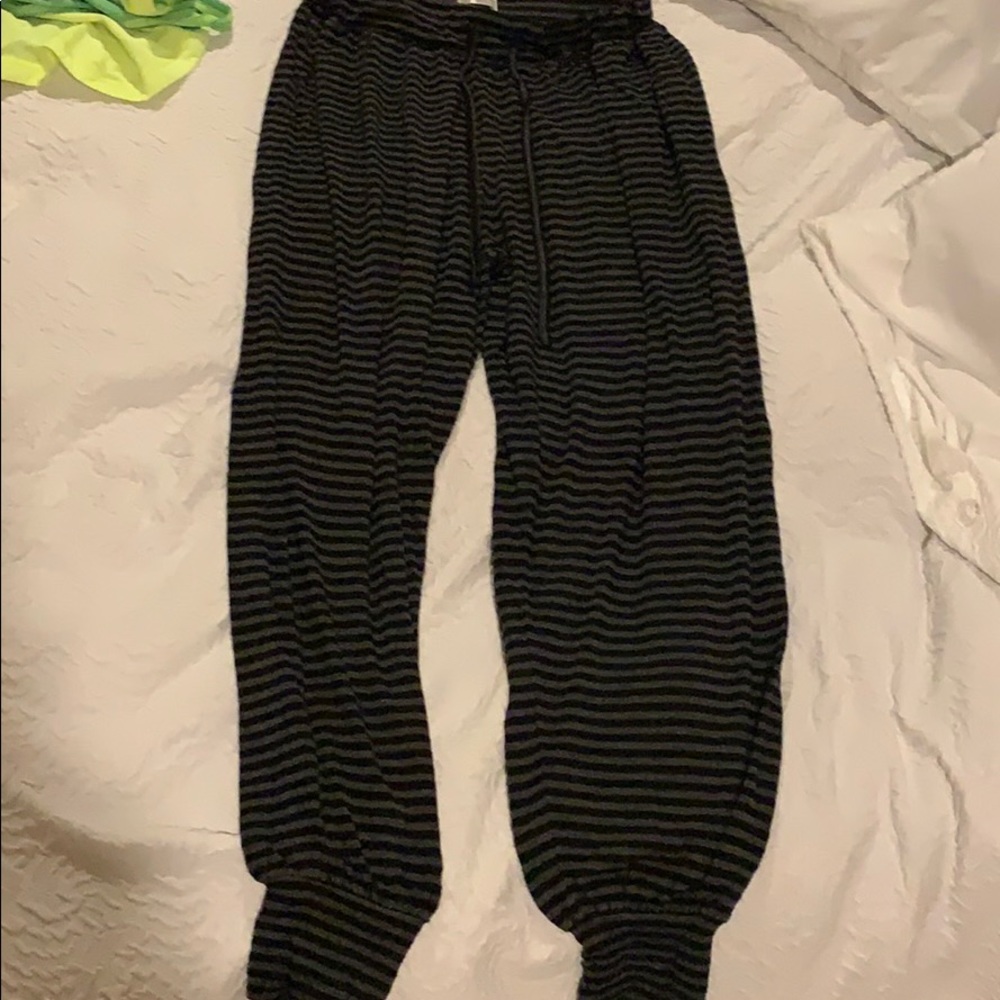 Sweat pants or sleep pants